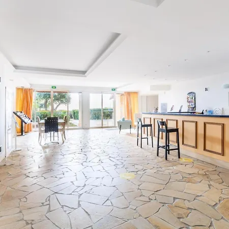 Corniche - Maeva - 4 Personnes Selection Mae-2290 Apartment *